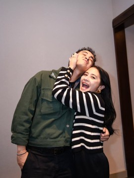 Pasangan Prilly dan Omara (Instagram)